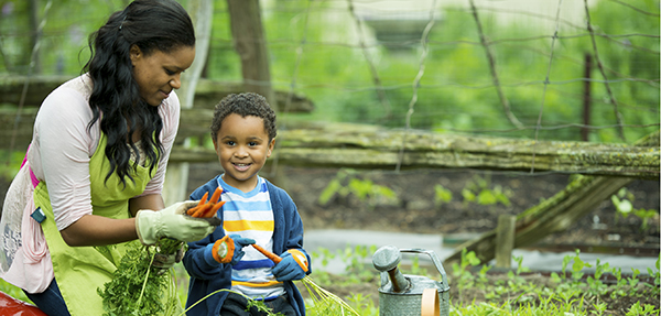 Ten Ways to Ease Reluctant Children Outdoors