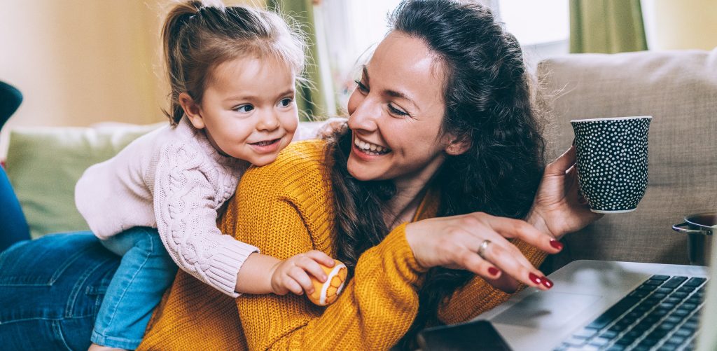 iStock-1097590474-crop2 mother and child